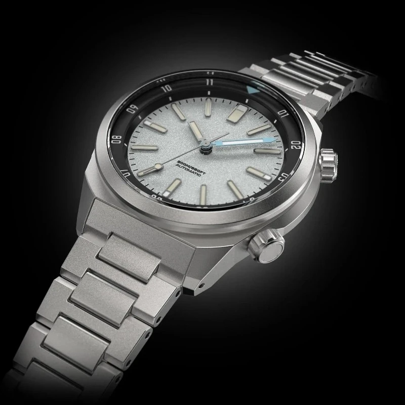 Luxury Titanium Automatic Men's Watch Super Luminous 200m Waterproof